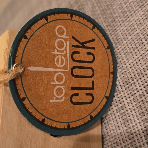 Modern Square Tabletop Clock - Picture 2 of 9